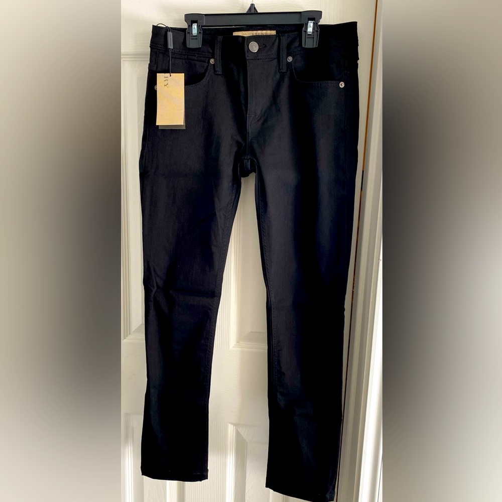 NWT Women’s BURBERRY BRIT Black Denim Jeans - Size 29